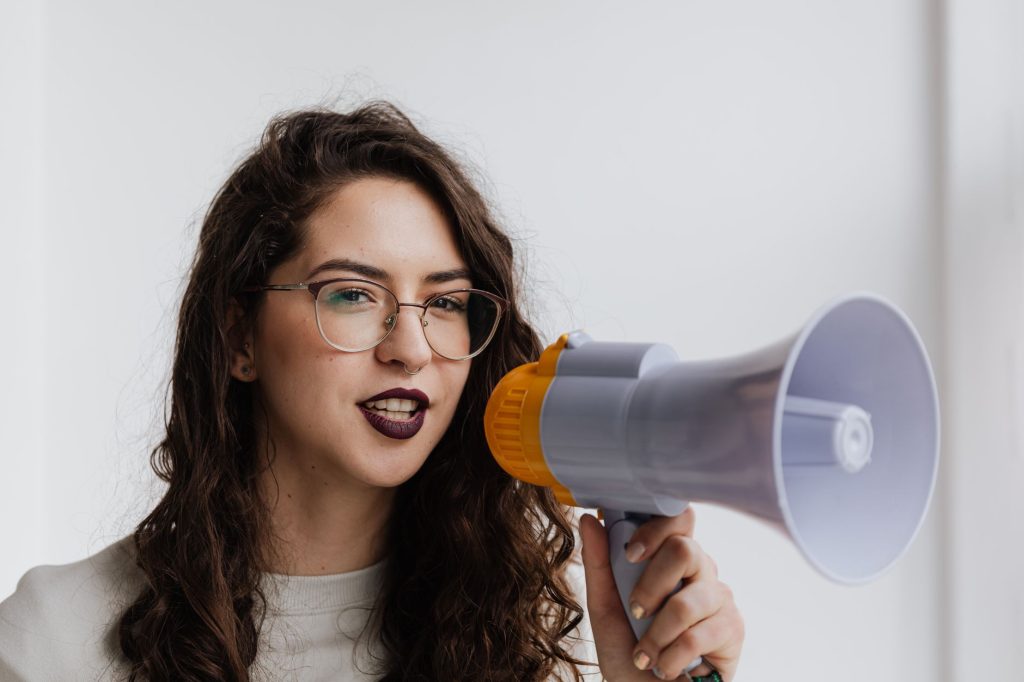 How To Speak Confidently And Clearly in Everyday Life